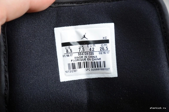 554724  Jordan (2017) Mid New Love Retro 035 554724-035 1 0429